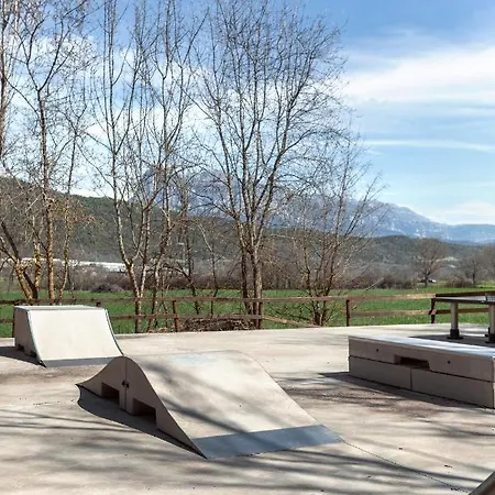 Wecamp Pirineos 2*