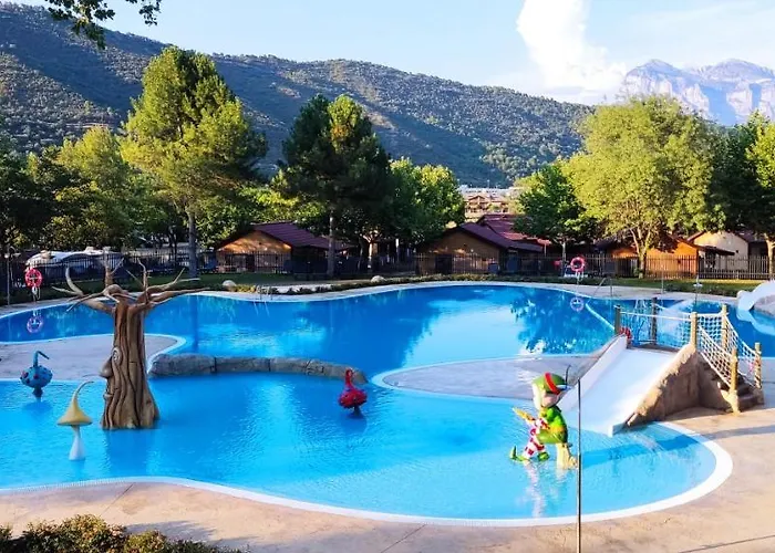 Camping Wecamp Pirineos 2*